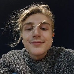 Meet your Posher, Nico